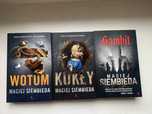Gambit, Wotum, Kukły  -  Maciej Siembieda