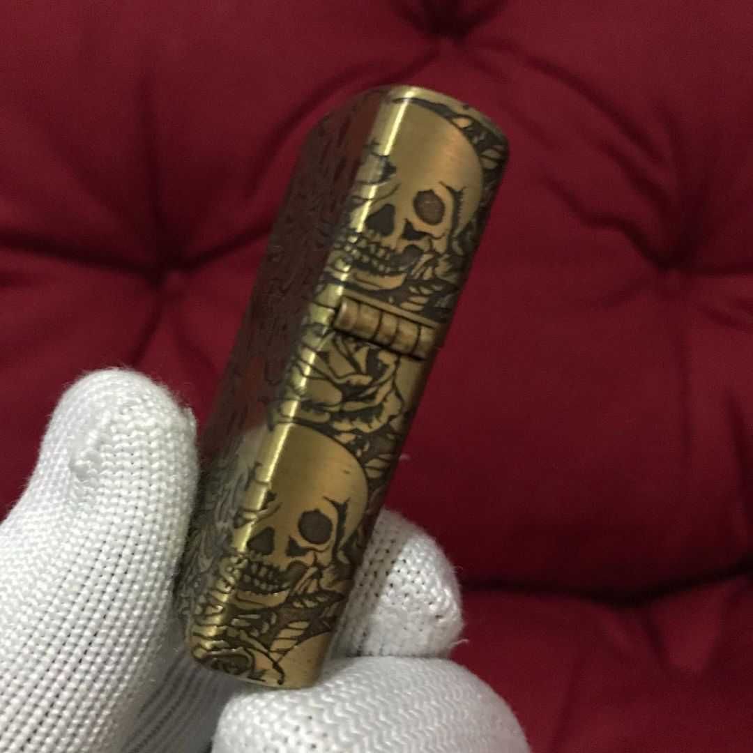 Запальничка Zippo Golden Skull бензинова нова в коробці