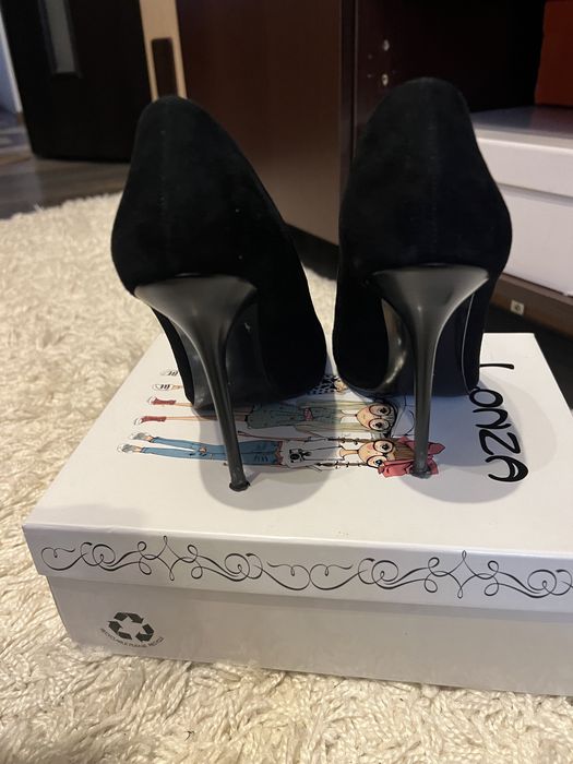 Туфли замшевые черные