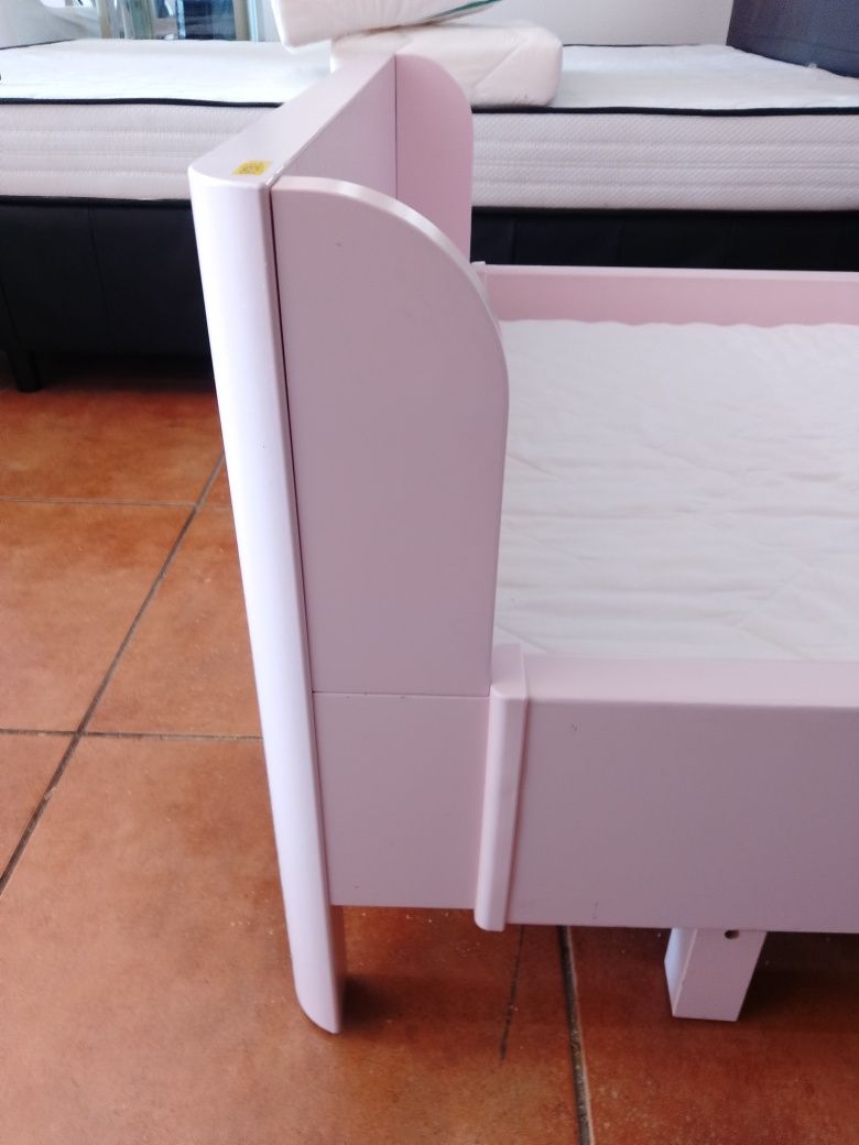 Cama de Criança Extensível IKEA (Óptimo Estado)