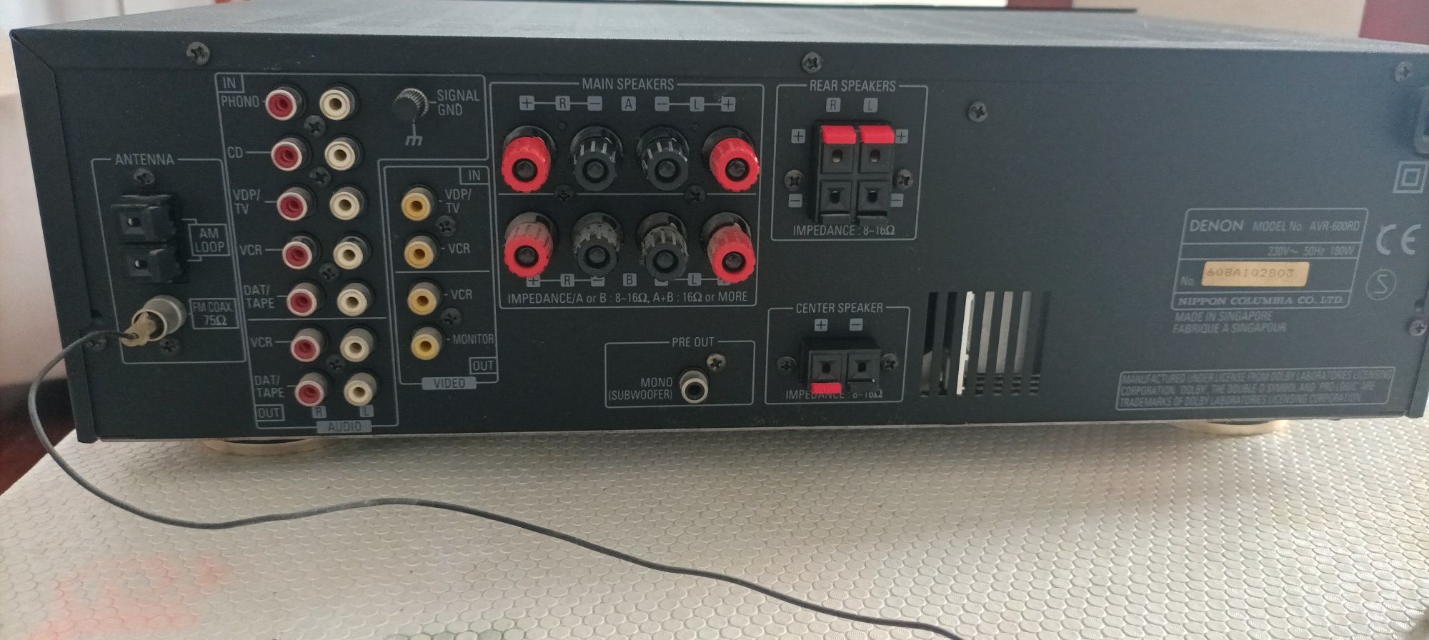 Amplificador Denon AVR-600RD