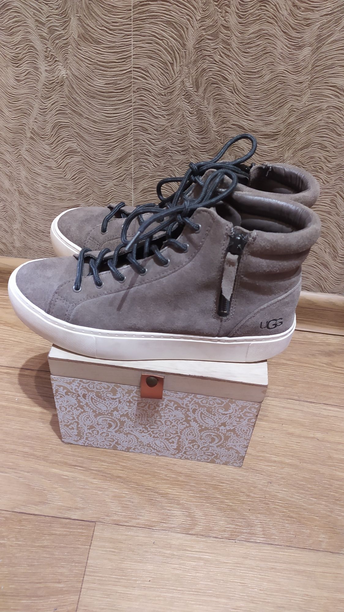 Женские кеды UGG р.37