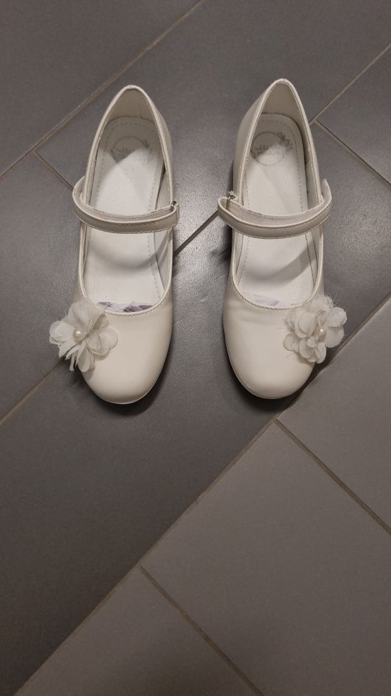 Buty komunijne białe Nelli blu dla dziewczynki r.34