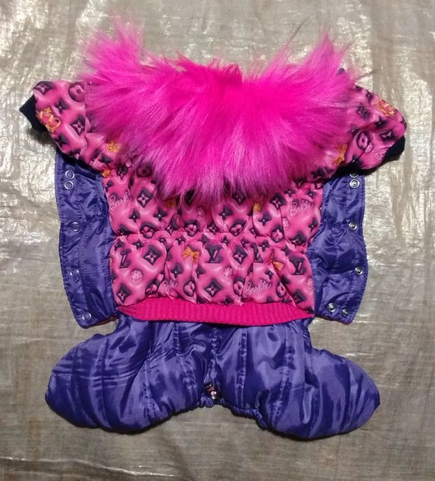 Нові зимові комбінезони для собачок