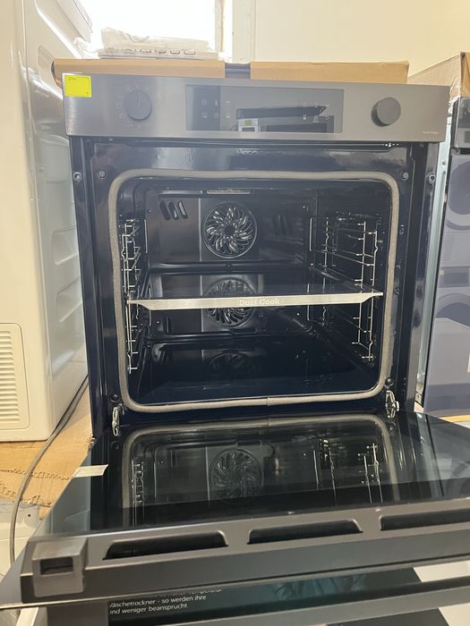 Нова духова шафа Samsung Dual Cook NV7B44503DB