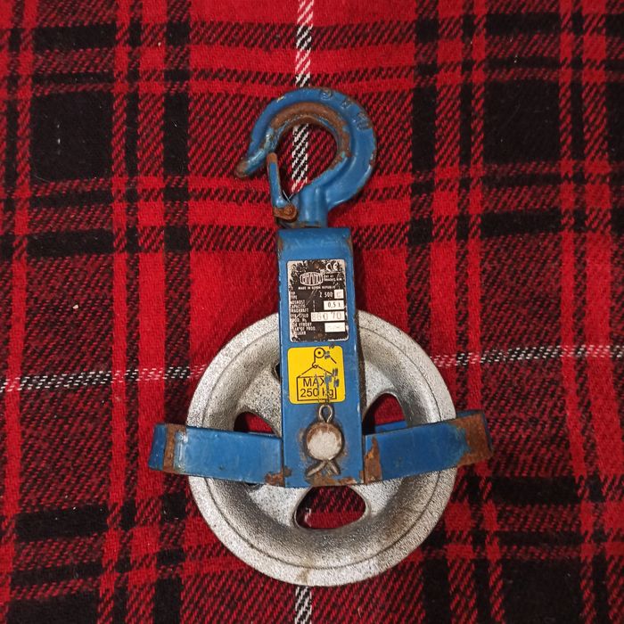 Блок ролик з гачком