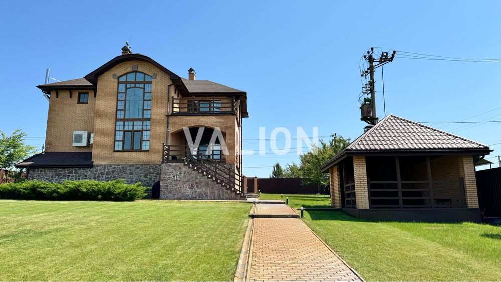 Будинок з сучасним ремонтом в с.Музичі, 25 км до метро Житомирська