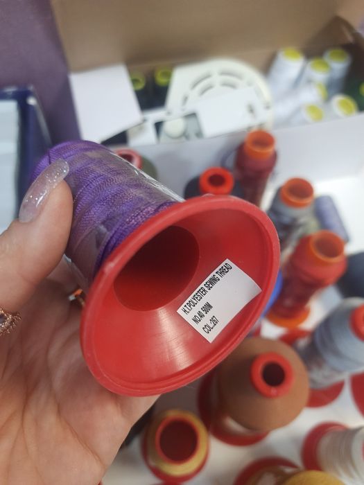 Нитки Бобіни , арміровані нитки, катушки уся палітра.