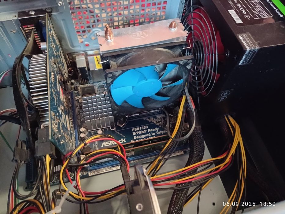 Продам комплектуючі до ПК. Материнка + проц. + відеокарта + оперативка