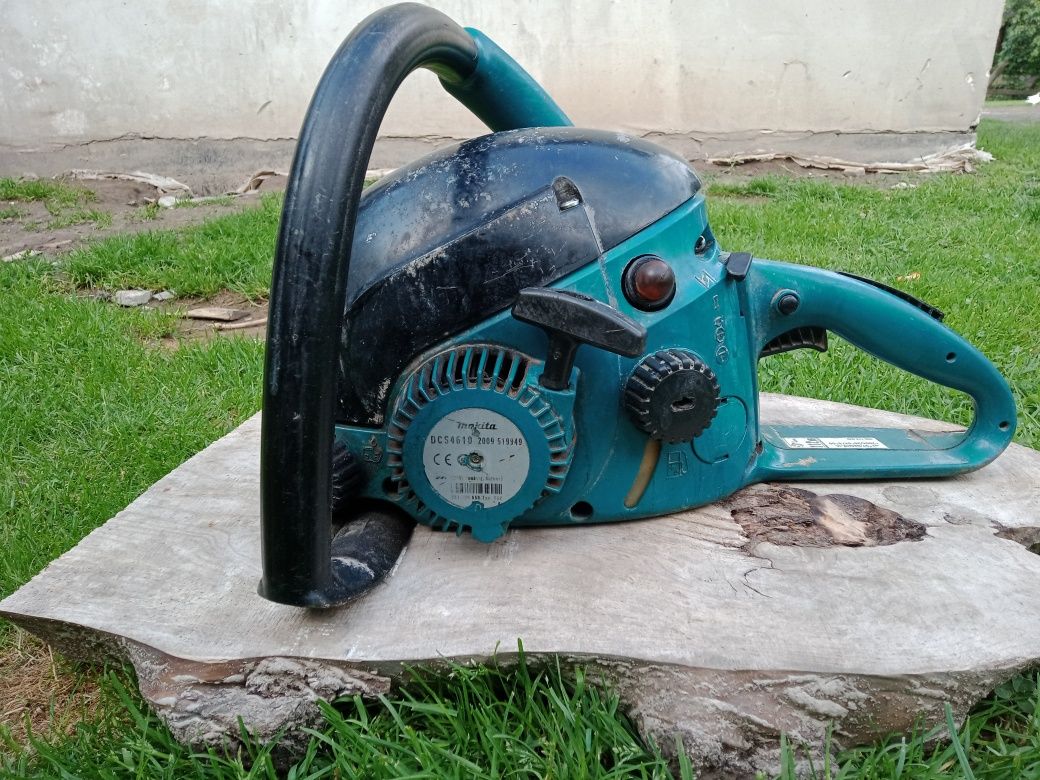 Piła Makita DCS 4610