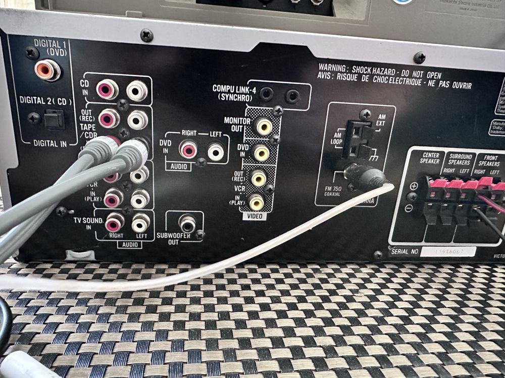 Amplituner kina domowego wzmacniacz JVC RX-5042