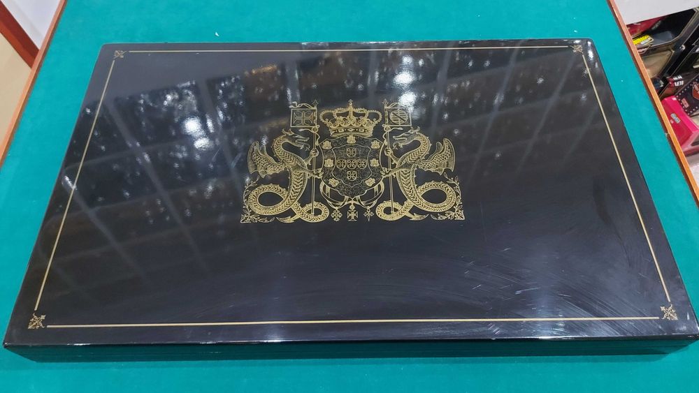 Coleção "As Moedas dos Reis – 8 Séculos de Moeda em Portugal" (Philae)