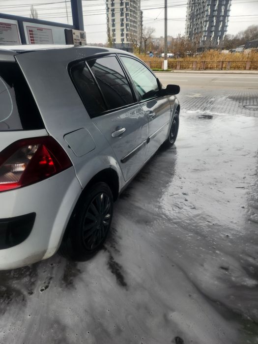 Продам рено меган 2