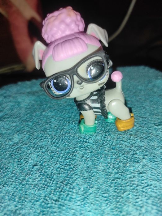 Boneca lol gata linda