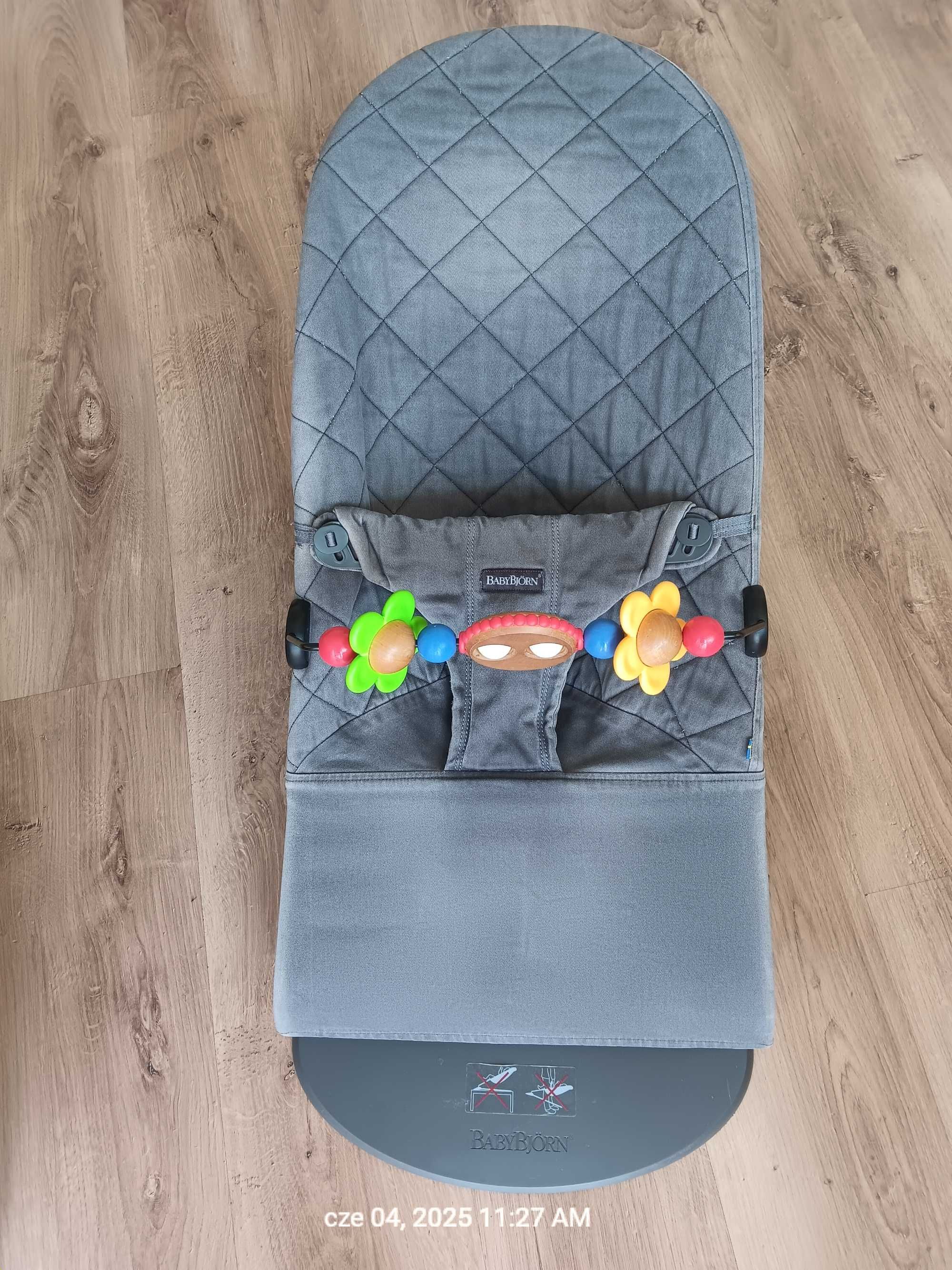 Bujaczek babybjorn