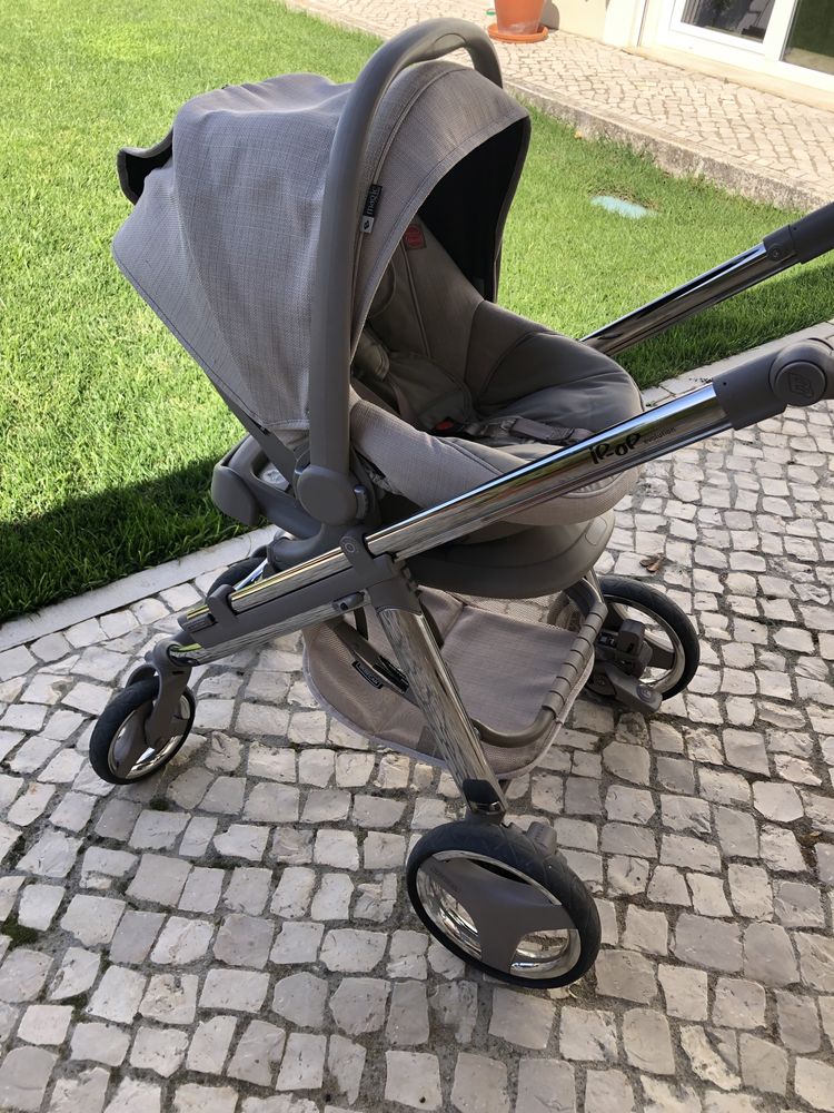 Conjunto Bébécar alcofa, babycoque e carro de passeio. Base isofix.