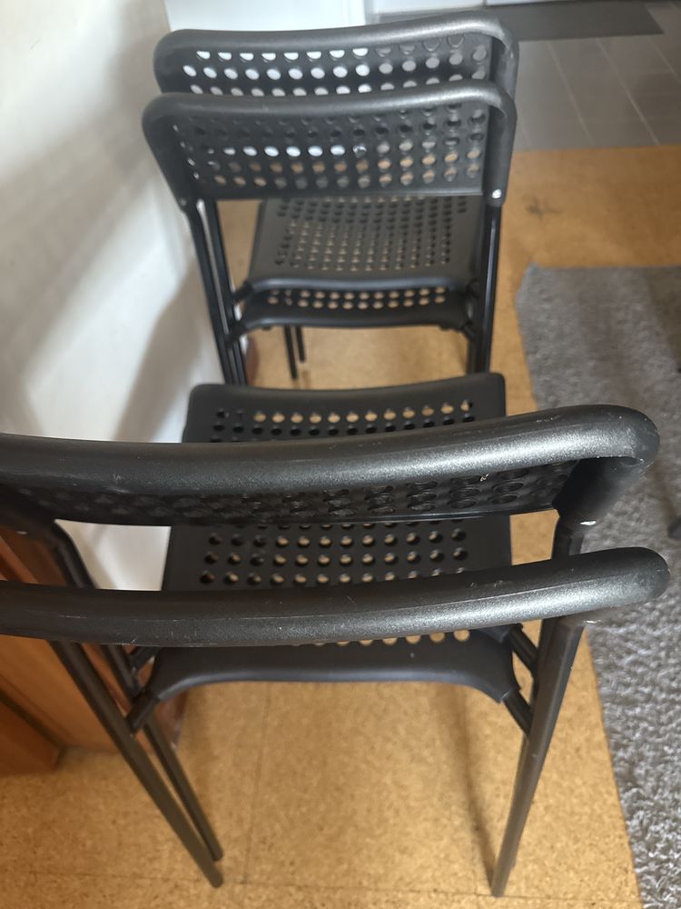 Cadeira preta ikea 4 unidades