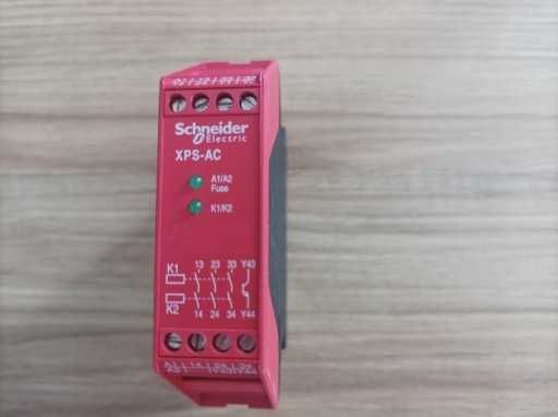 Przekaźnik bezpieczeństwa Schneider XPSAC5121