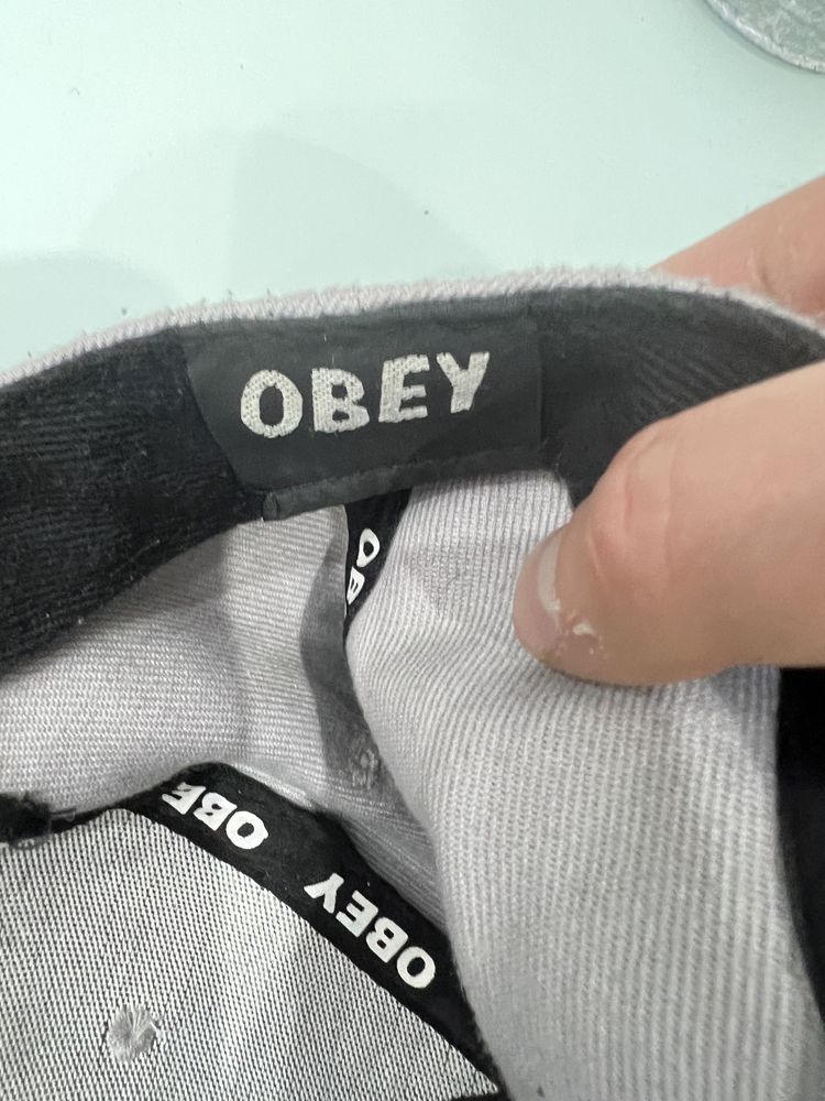 Czapka Obey okazja