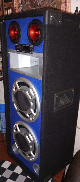 Колонка блютуз 200ват