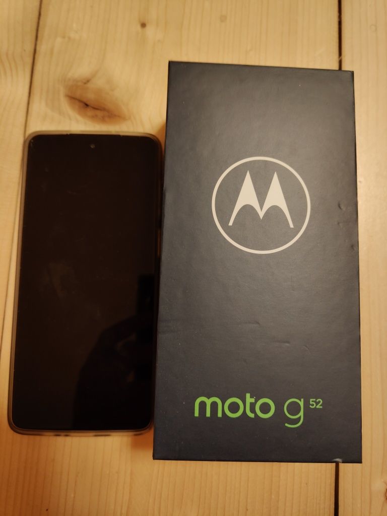 Smartfon Motorola G52