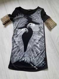 Elegancką bluzka z ćwiekami i motywem gołębi