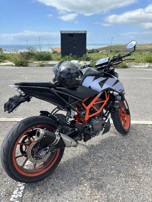 KTM Duke 125 de 2022 + Extras