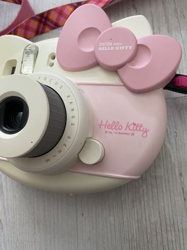 Instax Hello Kitty Unikat Idealny stan                     julia zugaj