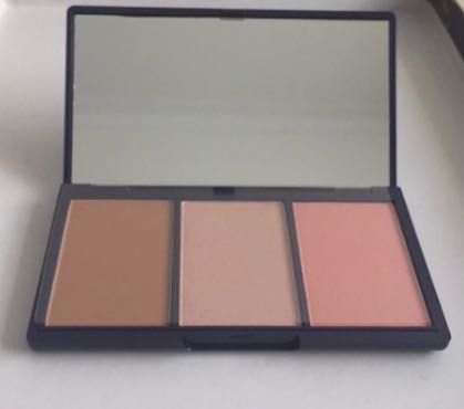 Kit Contouring (Bronzeador + Iluminador + Blush) Super Preço