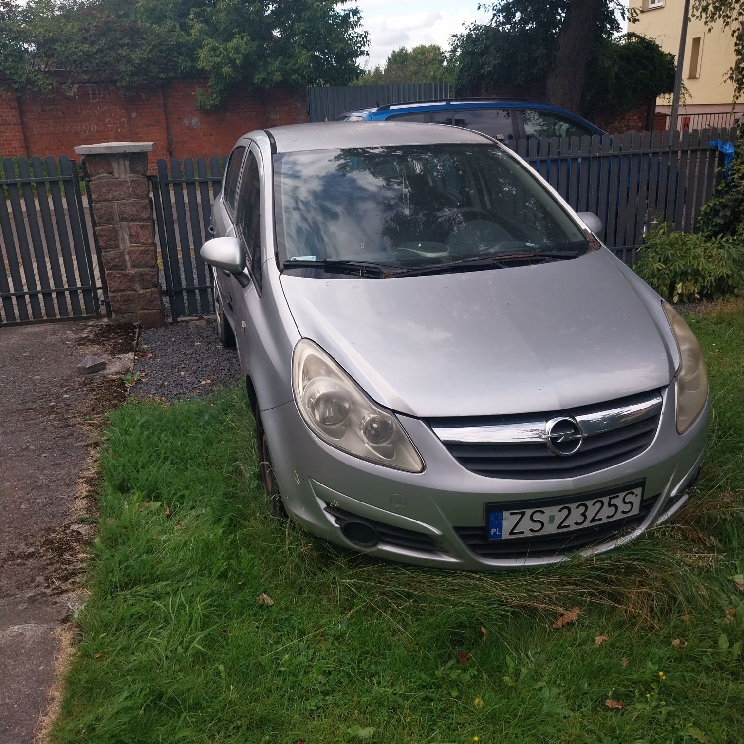 Sprzedam Opel Corsa D 2007 po kolizji