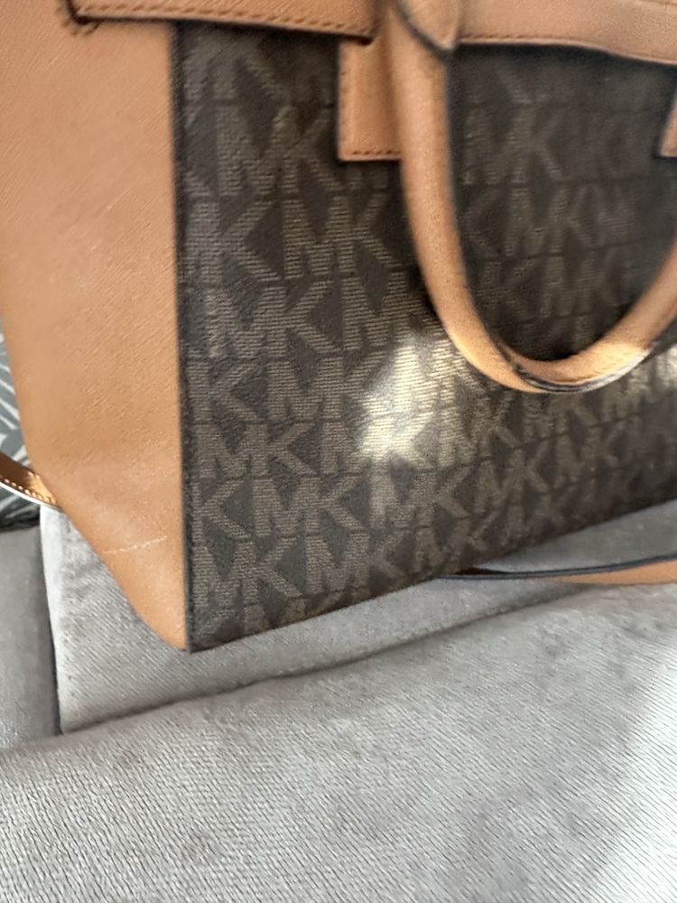 Michael kors сумка кожа сафьяно
