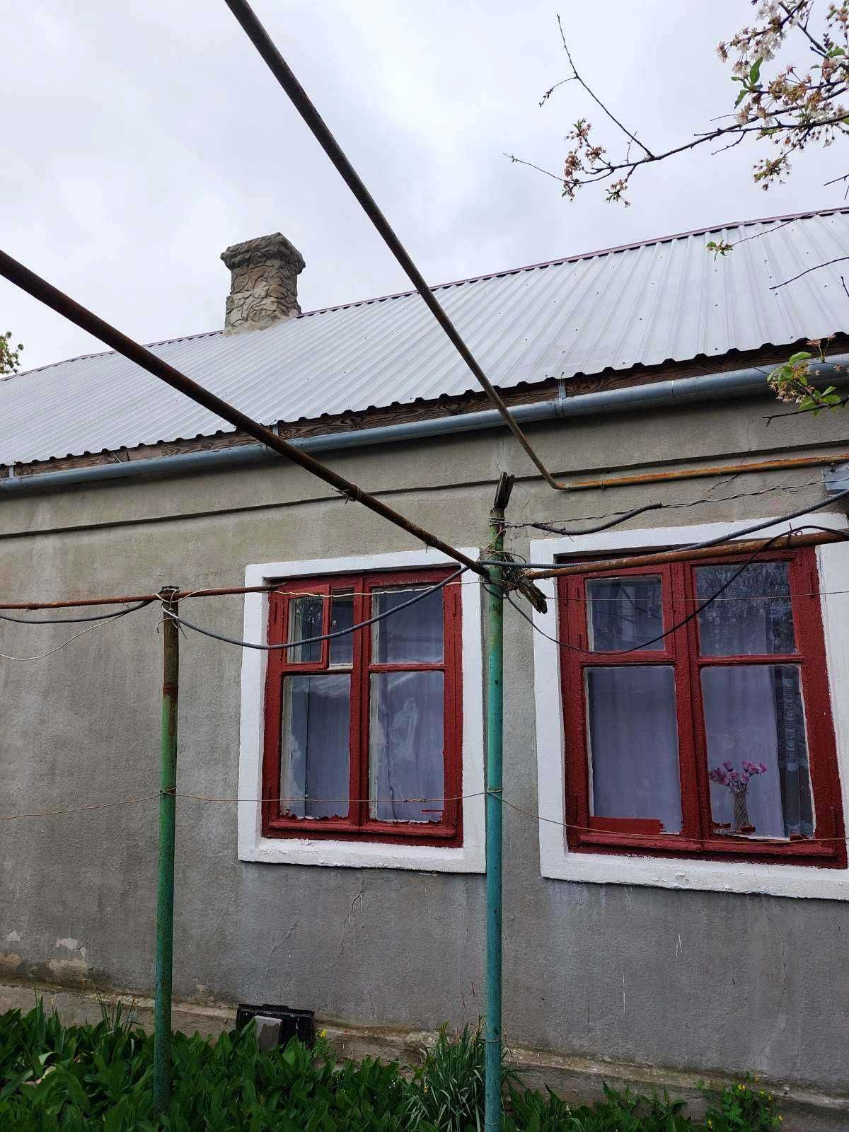 Продам дом в центре села Крыжановка