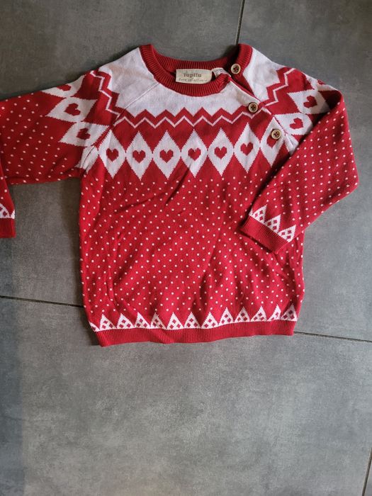 Czerwony sweterek 86/92