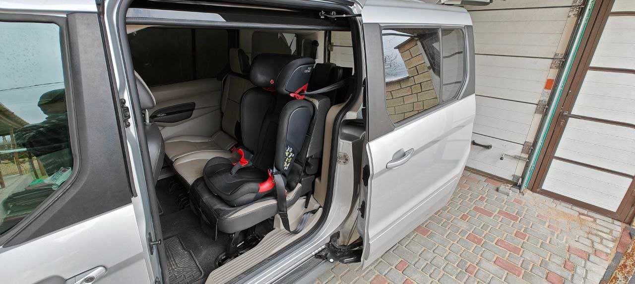 Ford Transit Connect Titanium