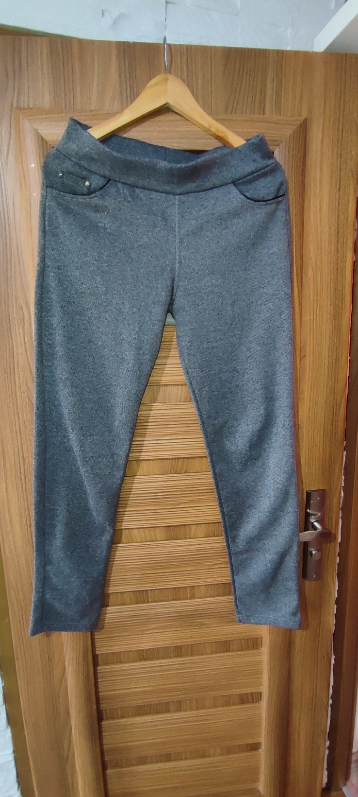 Nowe spodnie szare rozm L -XL wymiary na fotkach