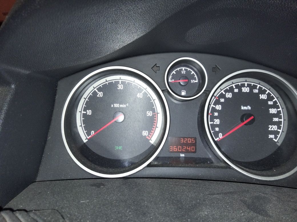 Opel Astra  1.3 cdti