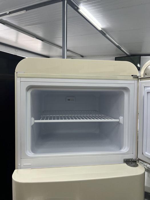 Холодильник Smeg FAB30RCR3