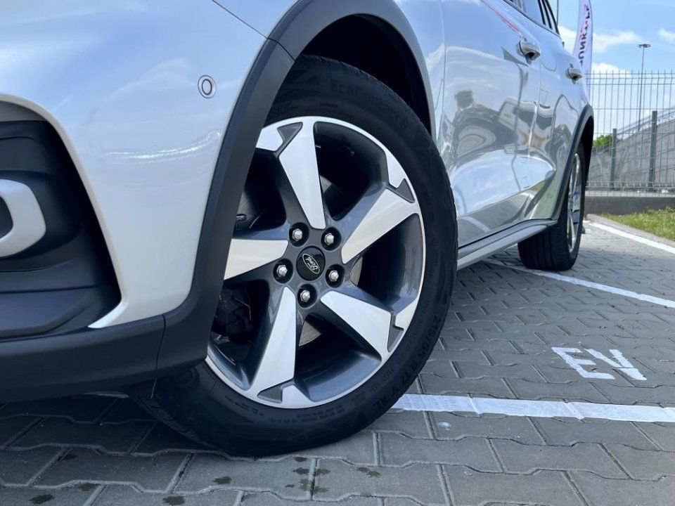 Ford Focus ACTIVE, 2021r. || Automat || FV23% || Kamera || Grzana szyba i fotel