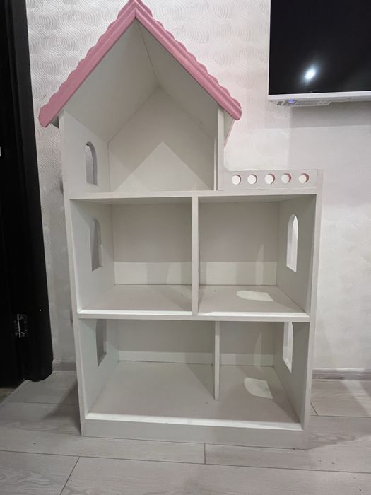 Великий ляльковий будиночок для дівчинки