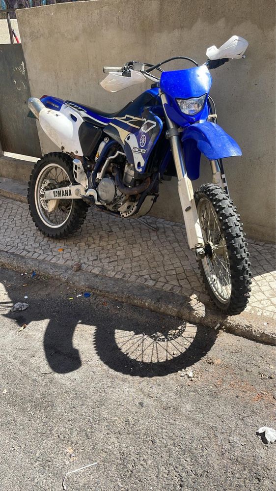 Wr400f matriculada  vendo ou troco