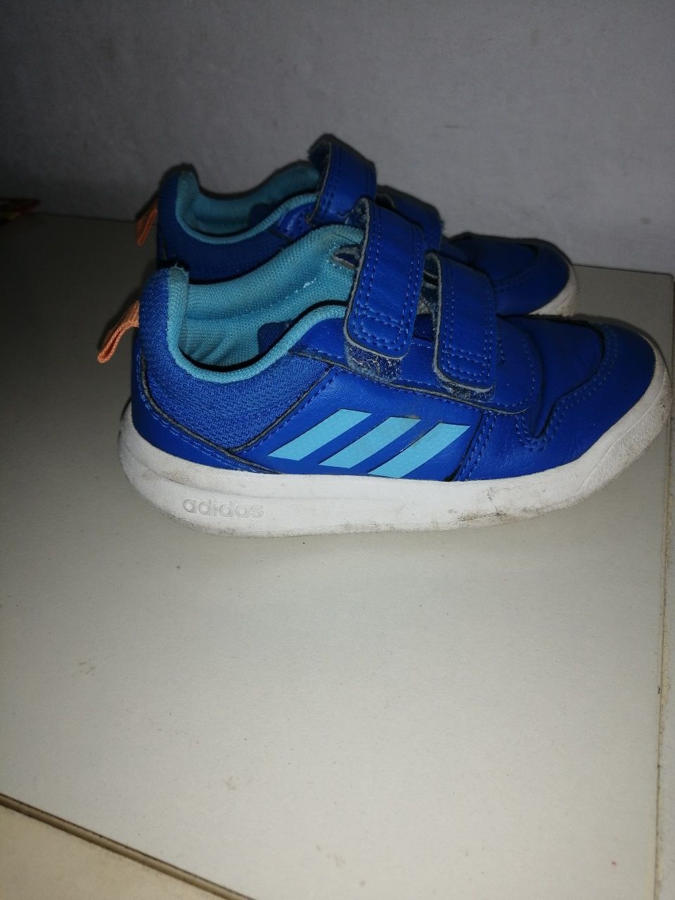 Buciki adidaski r 24