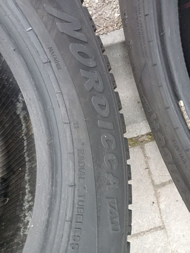 4x Opony Używane Całoroczne 215/70R15C Matador