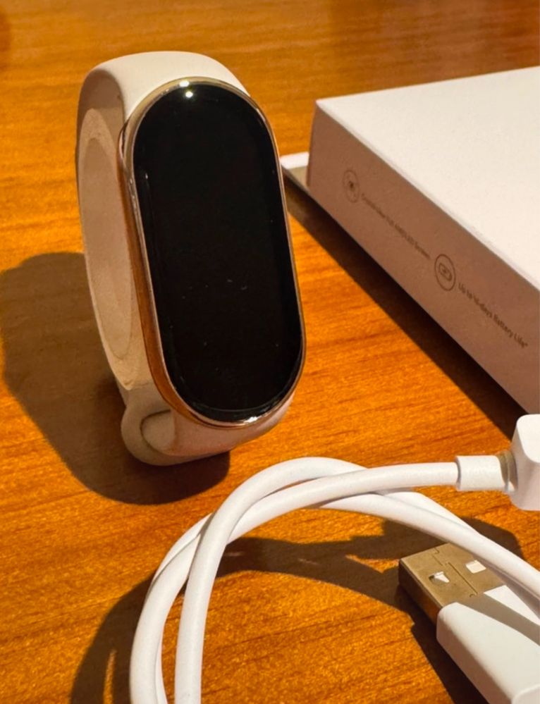 Xiomi Mi Band 8 (COMO NOVA)