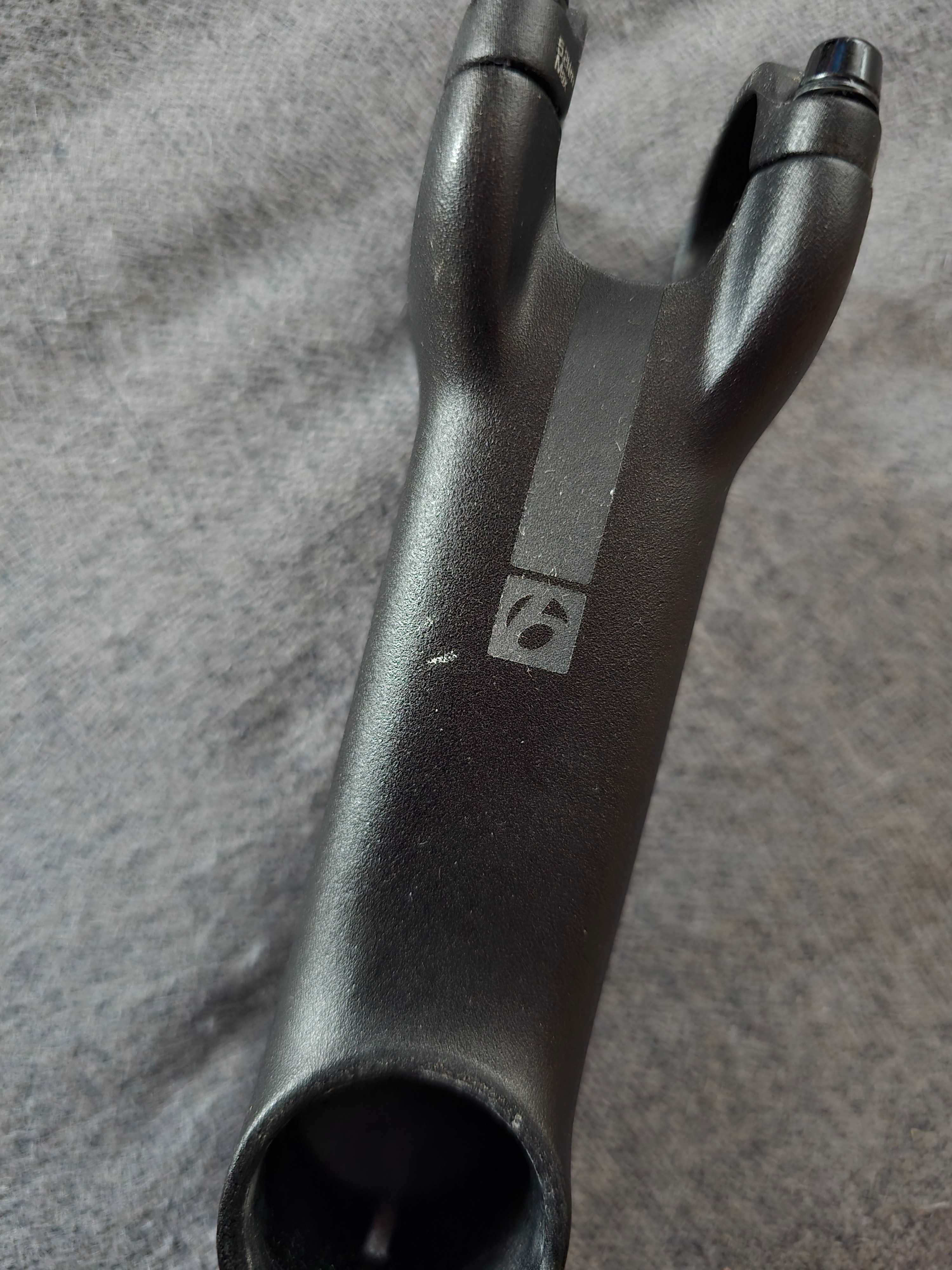 Wspornik kierownicy bontrager elite 7 deg.x110 mm bledr