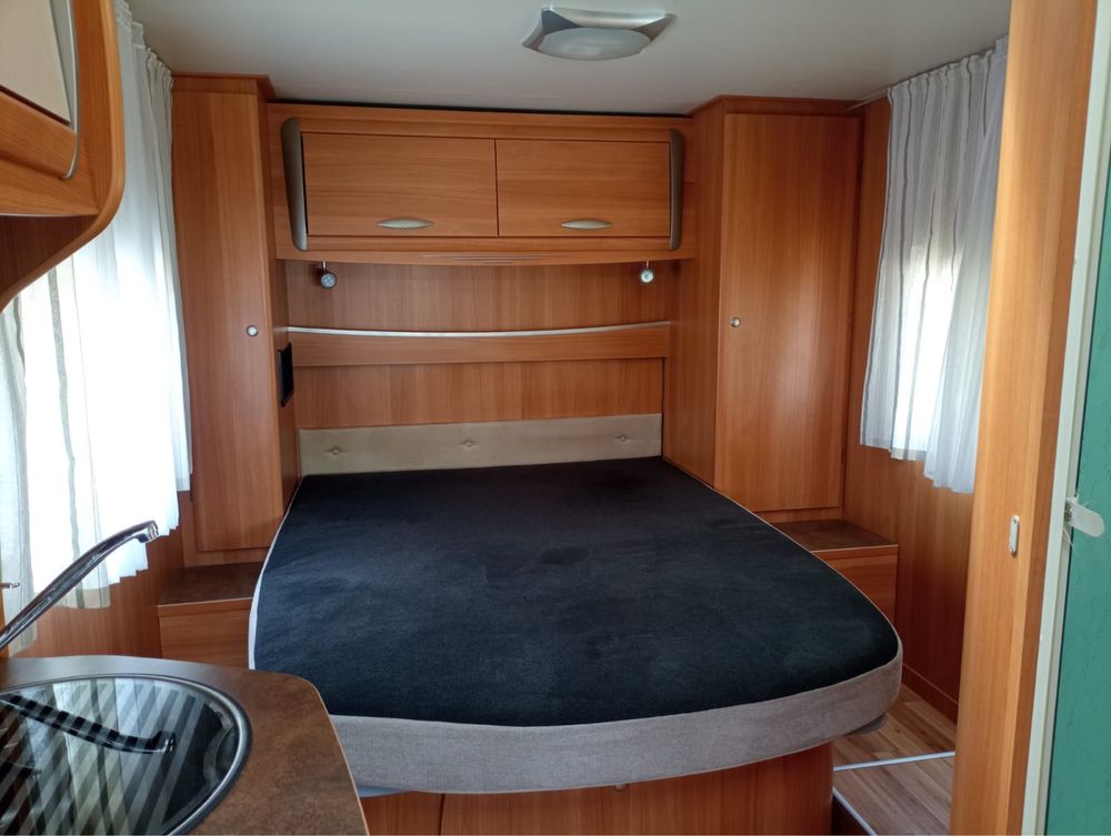 Vendo Autocaravana Perfilada Ford/Challenger