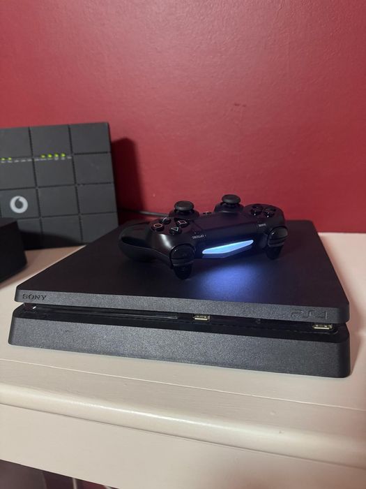 PlayStation 4 (PS4) Impecável