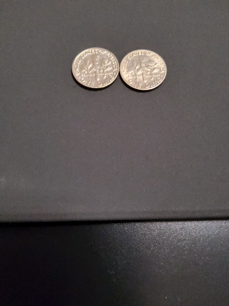 2 moedas one dime