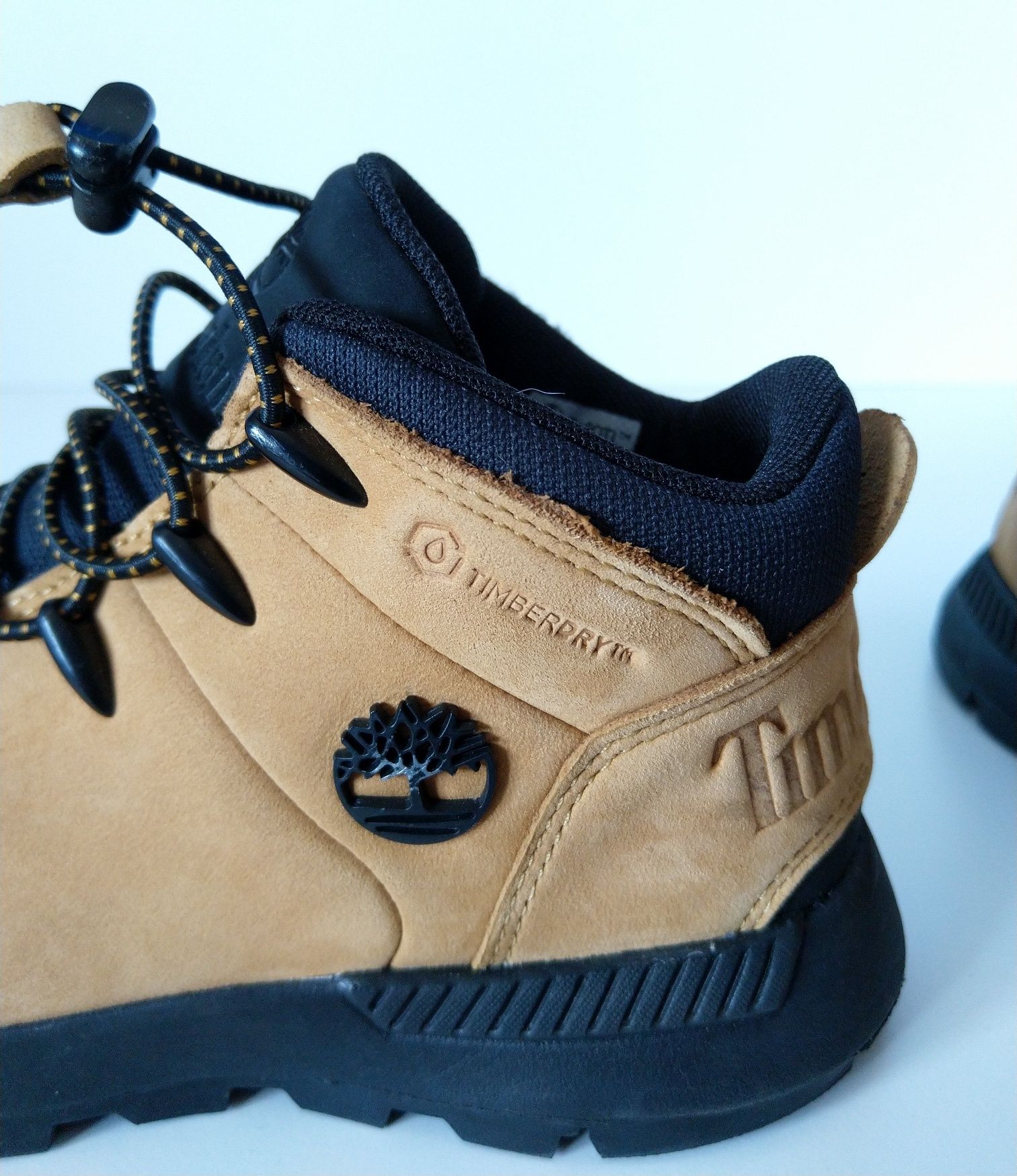 Bota Timberland Mid Sprint Trekker