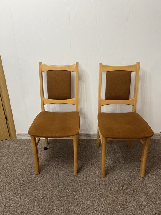 Krzesło drewniane  obicie brązowe 2 szt