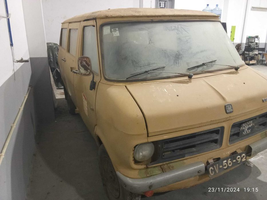 Bedford CF van 97G70 - ano 1979, para restauro, com documentos